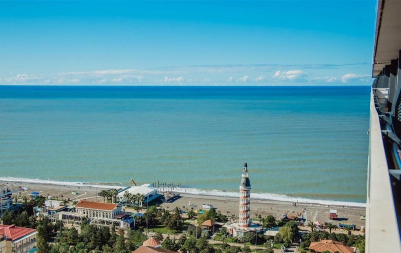 Orbi City Batumi Sea View Aparthotel Extérieur photo