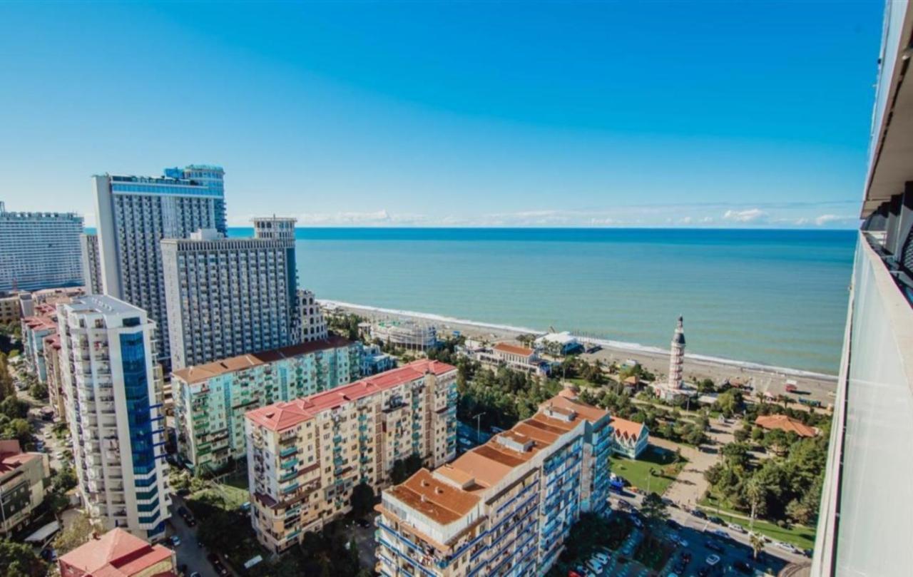 Orbi City Batumi Sea View Aparthotel Extérieur photo